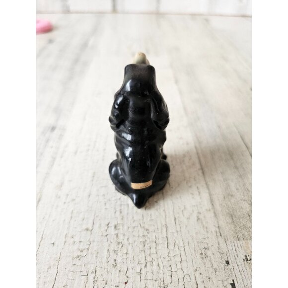 Vintage porcelain dog puppy sitting terrier decor black - Picture 4 of 8